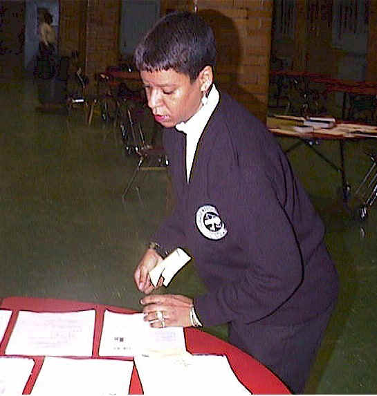 lall.jpg (84321 bytes)